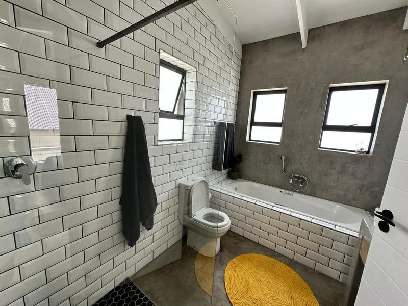 3 Bedroom Property for Sale in Blue Mountain Village Western Cape